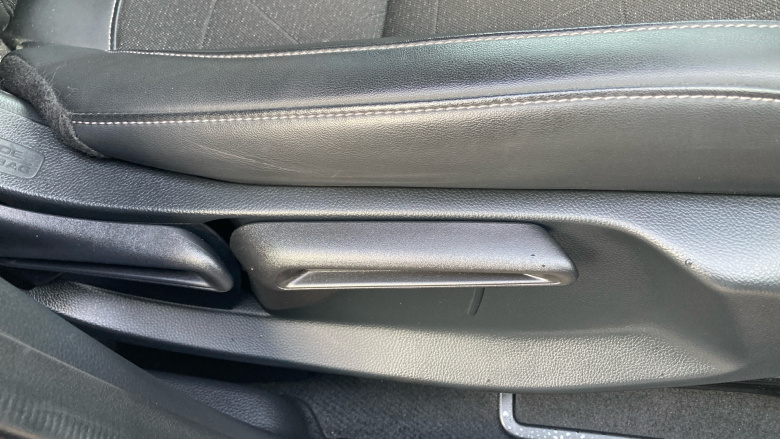 Honda HR-V 1.5 eHEV Advance 5dr CVT Hybrid Hatchback